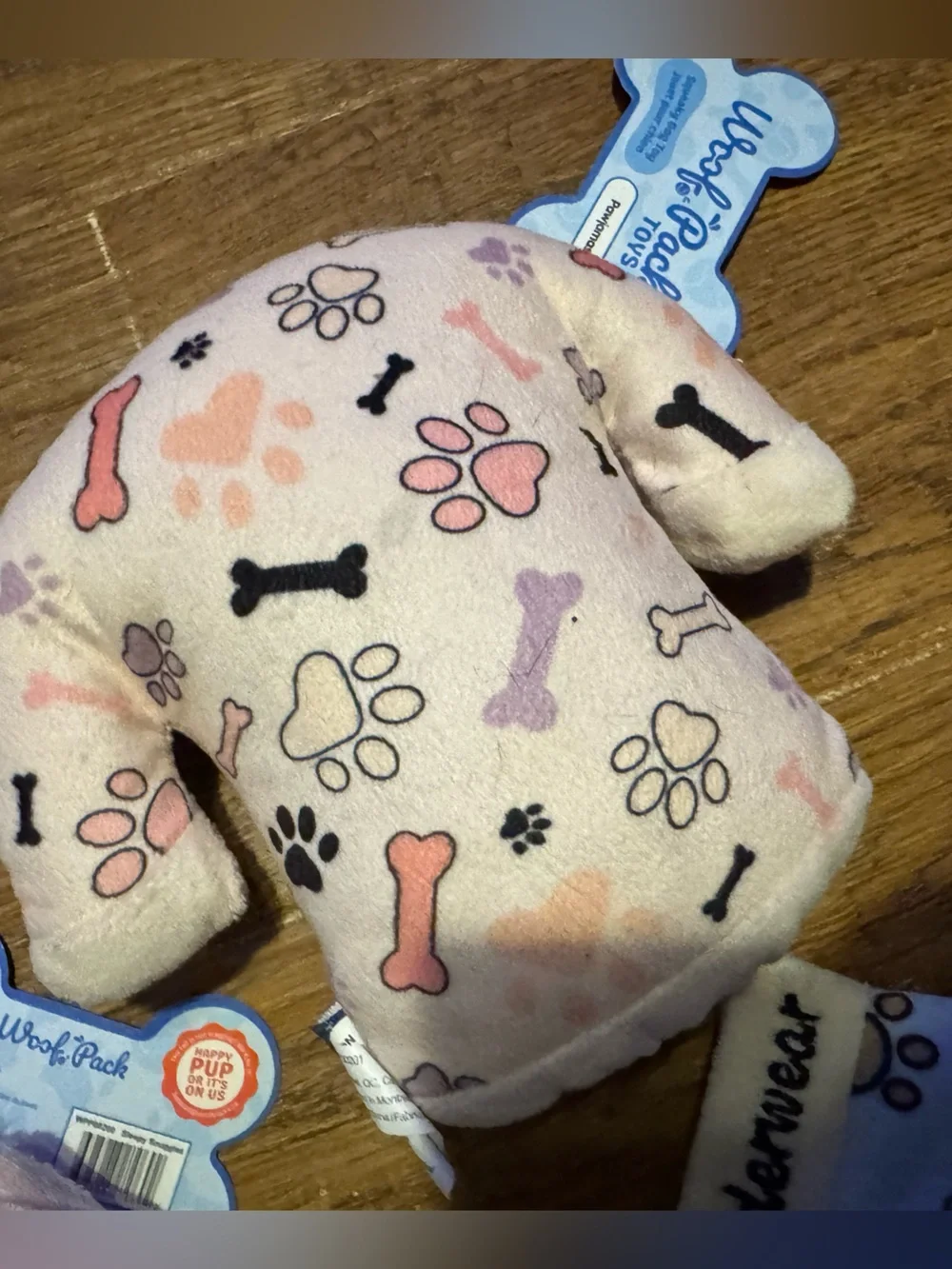Woof pack Dog toy laundry pack boxers, sleep mask, pawjama shirt all NEW BARK